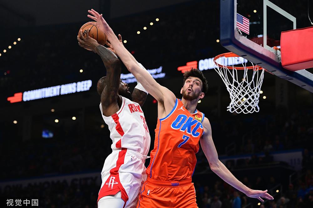 更依赖于幕 更依赖于幕