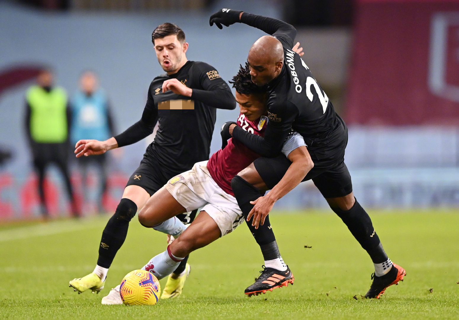 等多个位置 等多个位置