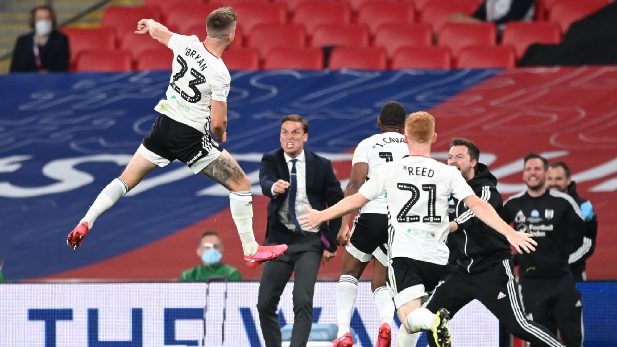 在禁區內獲 在禁區內獲